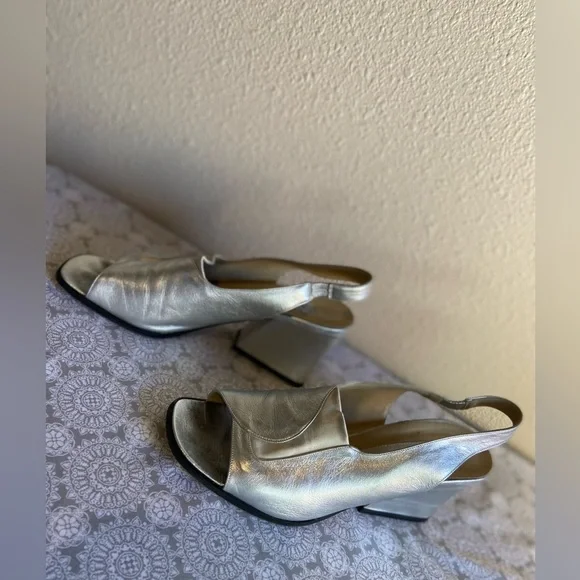 Aldo Chelini~Vtg~Soft~Leather~Slingback~Slant Wrapped Block Heel Sandal~Size 9 - Picture 3 of 16